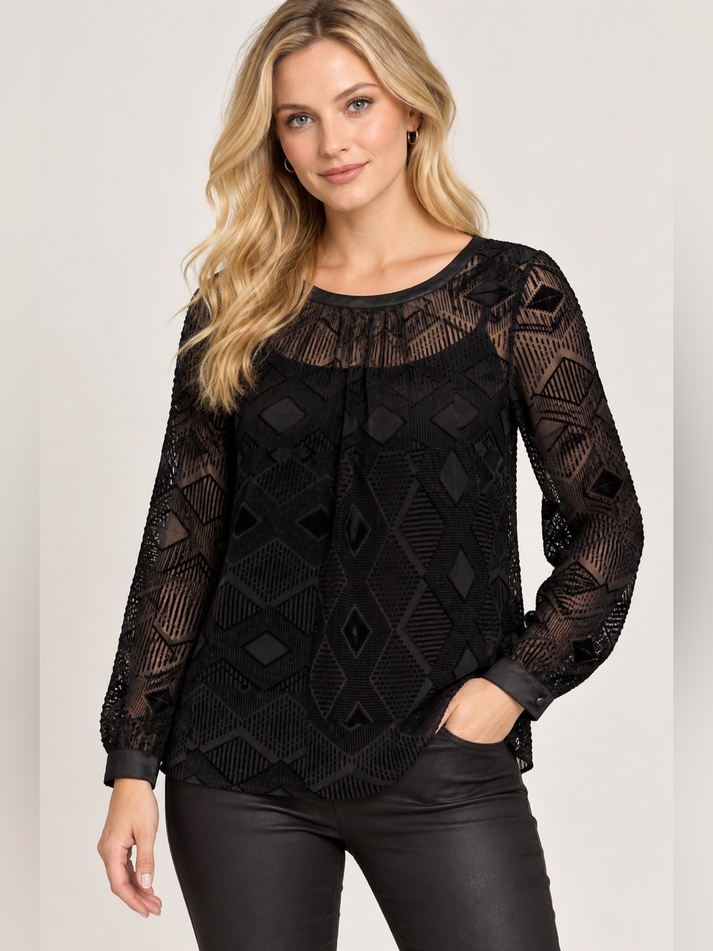 Club Monaco Black Geometric Mesh Short Sleeve Tee